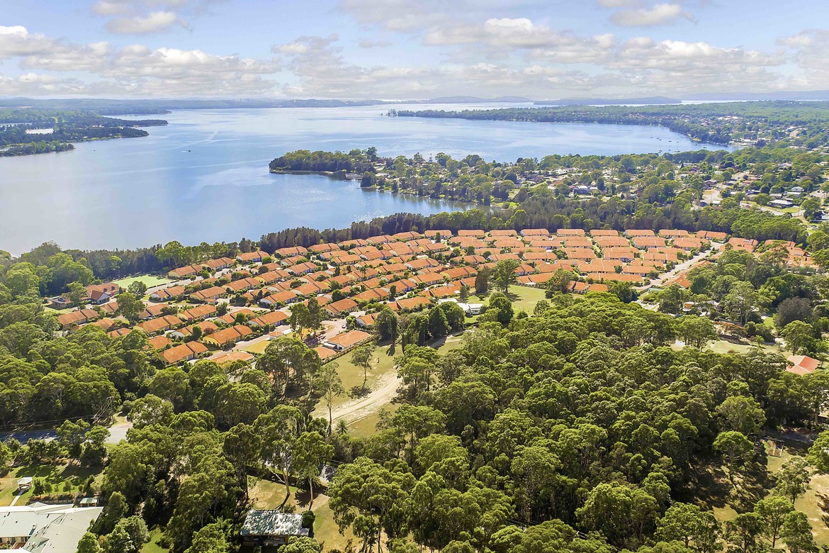 Compare retirement villages in Bonnells Bay - Lakeside Retirement Village