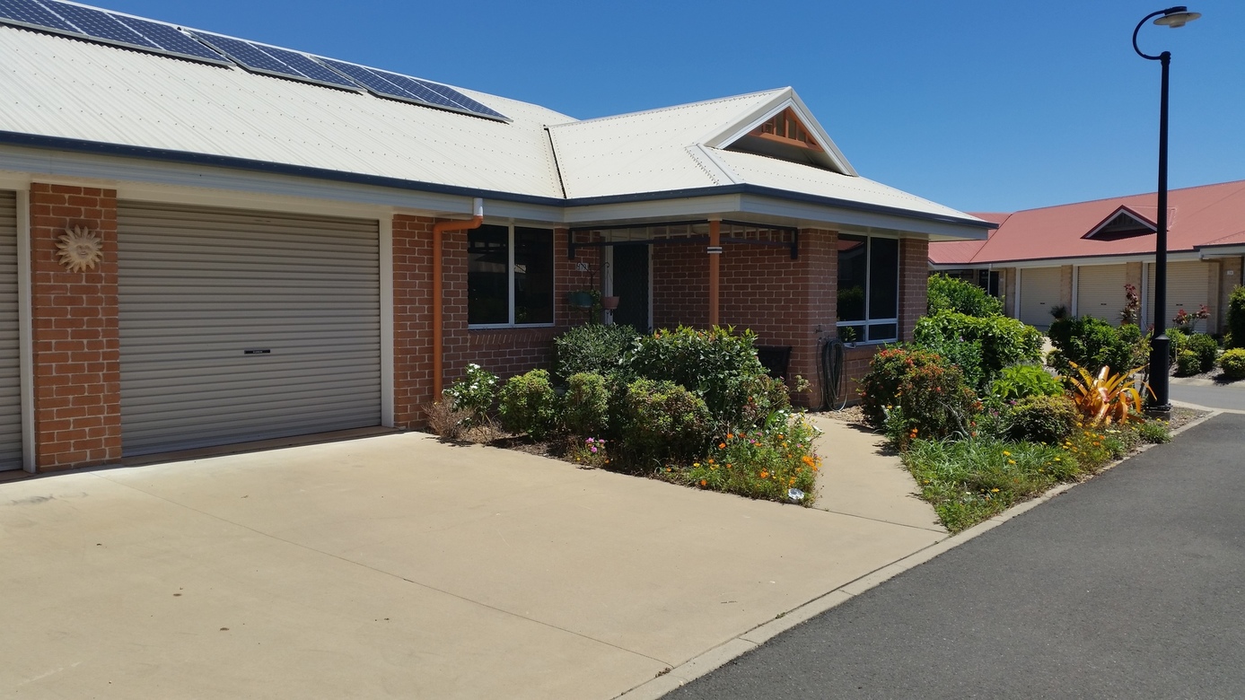 Compare retirement villages in Bundaberg North - The Lakes Bundaberg