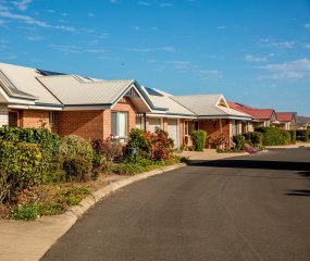 Compare retirement villages in Bundaberg North - The Lakes Bundaberg