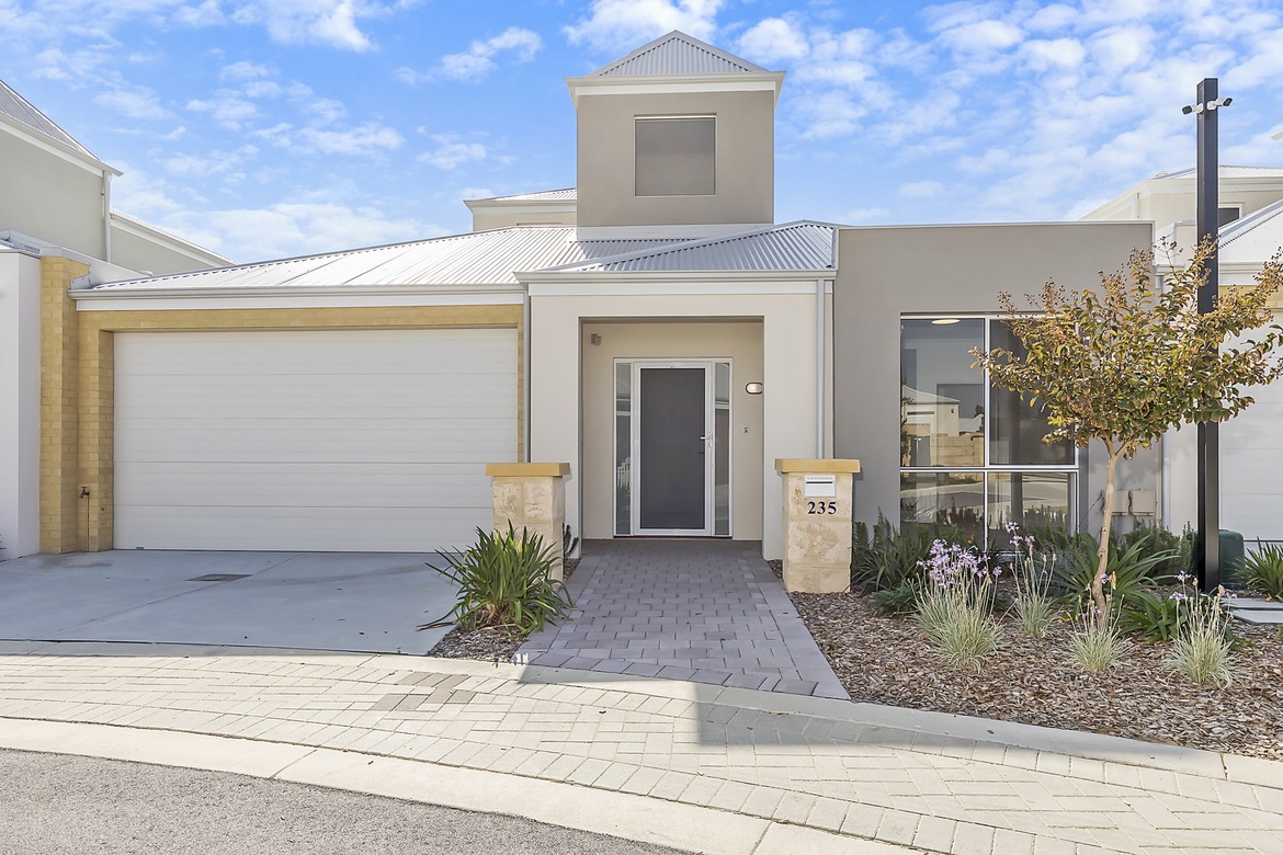 Compare retirement villages in Ellenbrook - Parkland Villas Ellenbrook