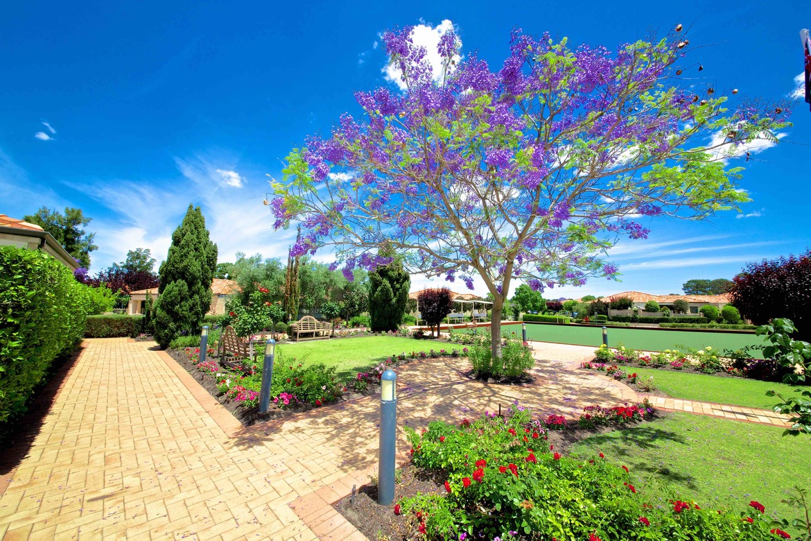 Compare retirement villages in Ellenbrook - The Pines